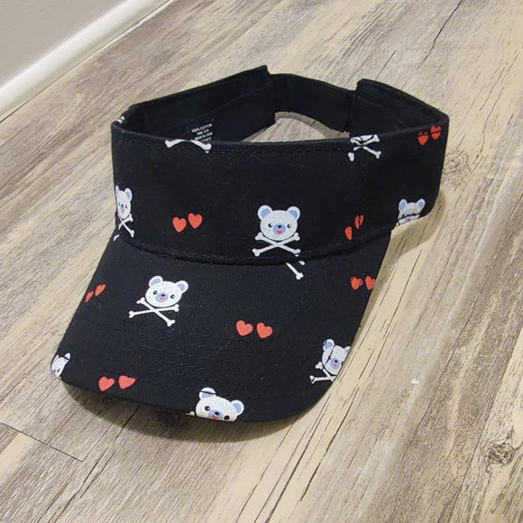 Bear crossbone x Hearts Visor - Picture 1 of 3